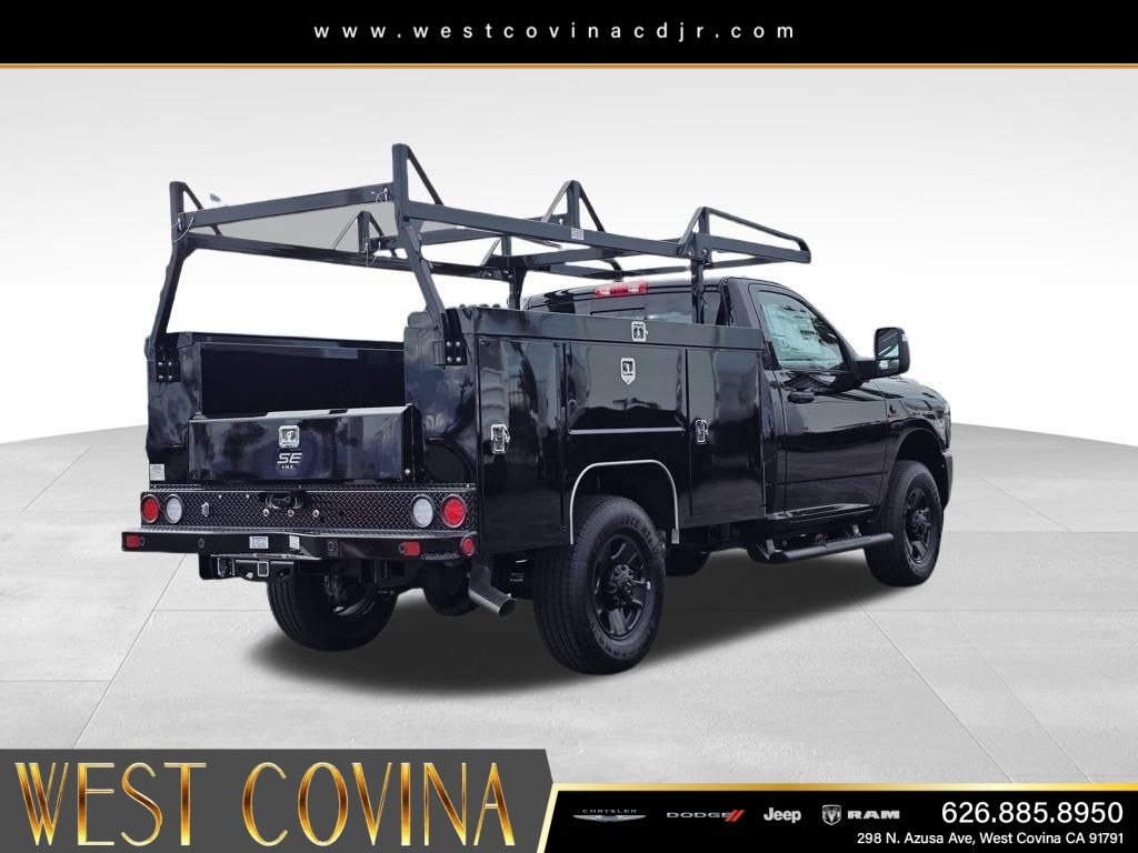 New 2026 Diamond Black Crystal Pearl-Coat Exterior Paint RAM Tradesman image 5