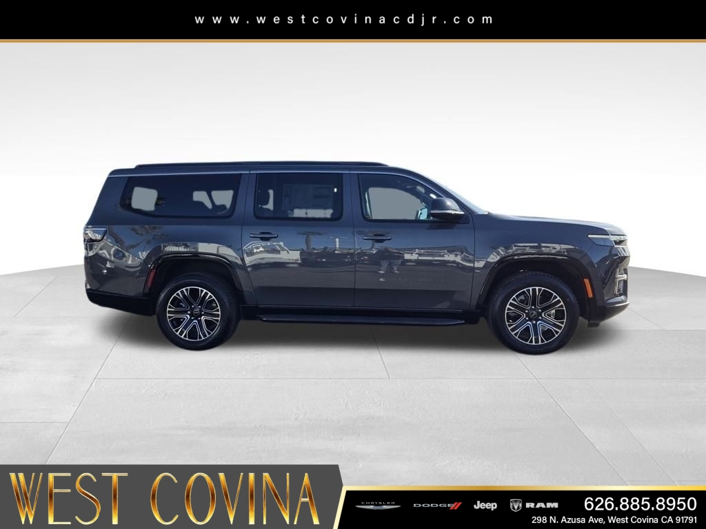 New 2026 Baltic-Gray Metallic Clear-Coat Exterior Paint Jeep  image 4