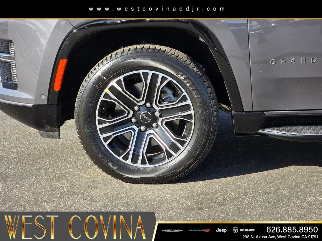 New 2026 Baltic-Gray Metallic Clear-Coat Exterior Paint Jeep  image 9