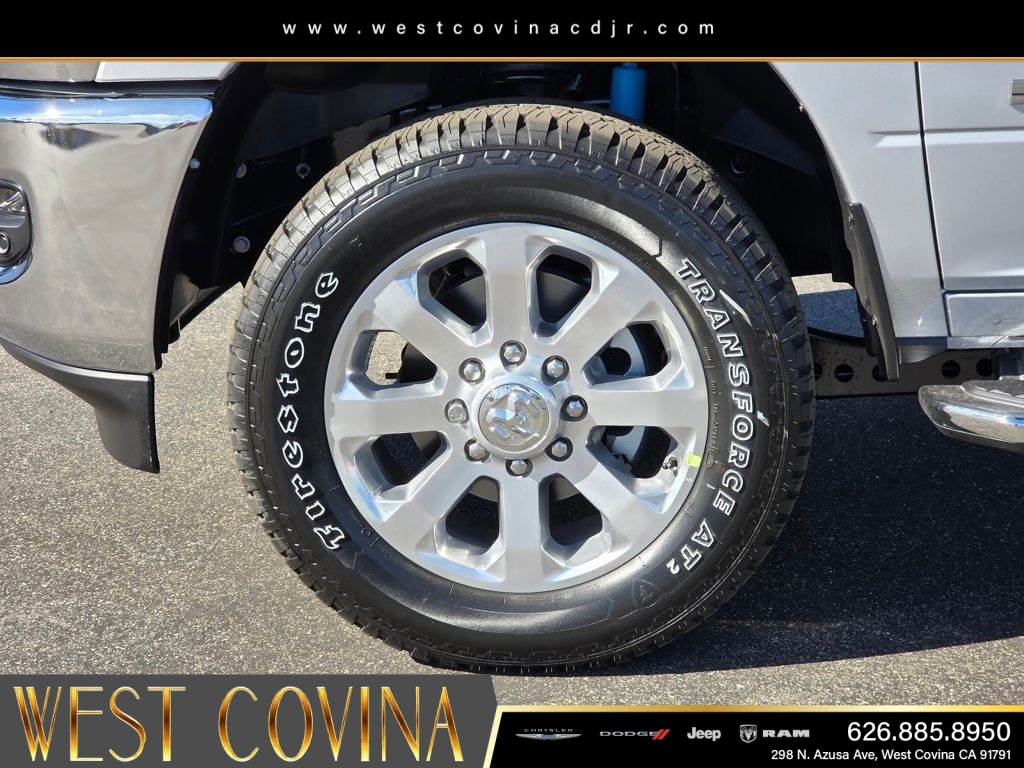 New 2026 Silver-Zynith Exterior Paint RAM Big Horn image 9