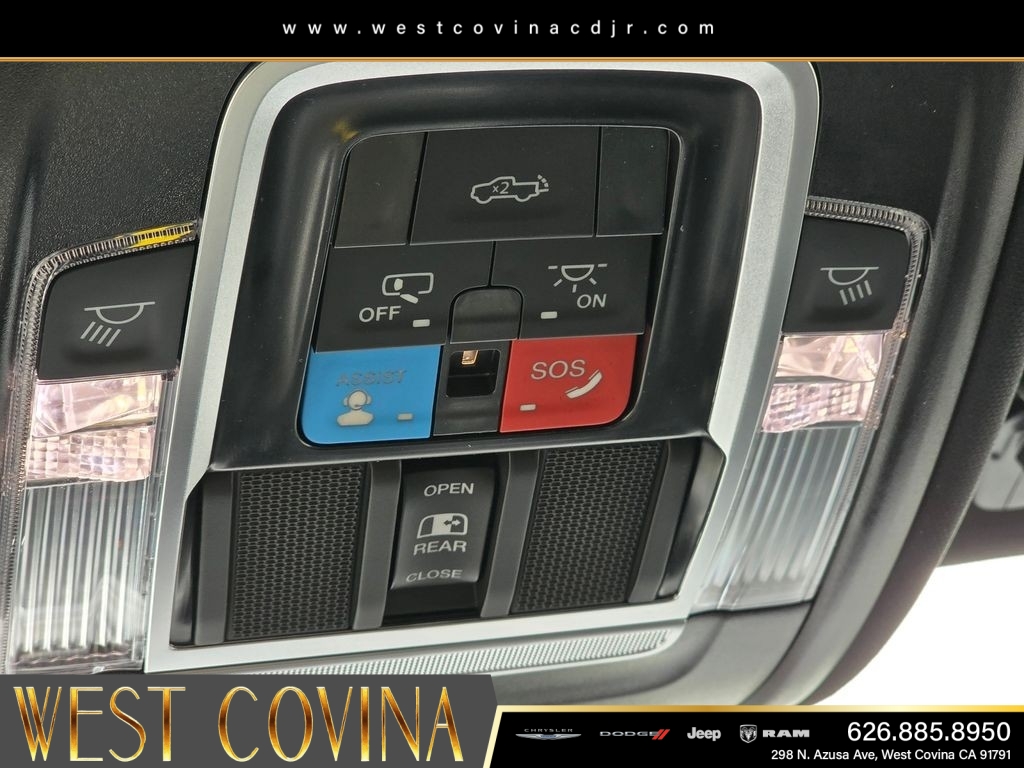 New 2026 Diamond Black Crystal Pearl-Coat Exterior Paint RAM Laramie image 19