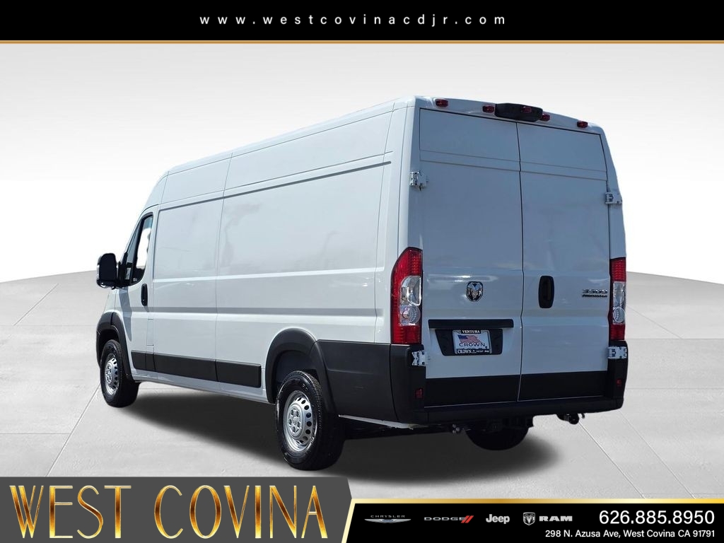 New 2026 Bright White Clear-Coat Exterior Paint RAM High Roof image 7