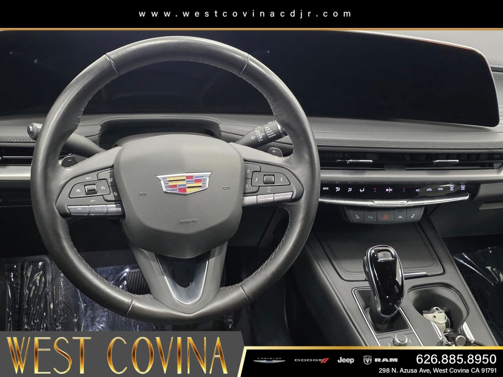 Used 2025 Black Cadillac Premium Luxury image 17