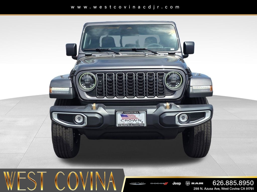 New 2026 Granite Crystal Metallic Clear-Coat Exterior Paint Jeep 85th Anniversary Edition image 2