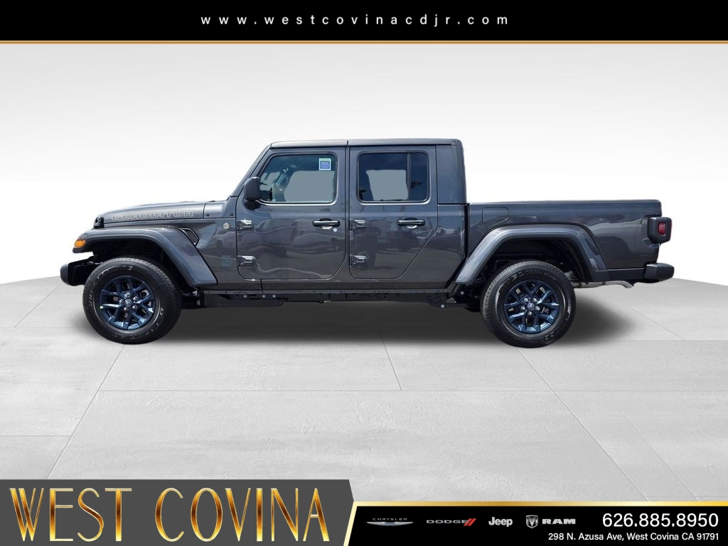 New 2026 Granite Crystal Metallic Clear-Coat Exterior Paint Jeep 85th Anniversary Edition image 8