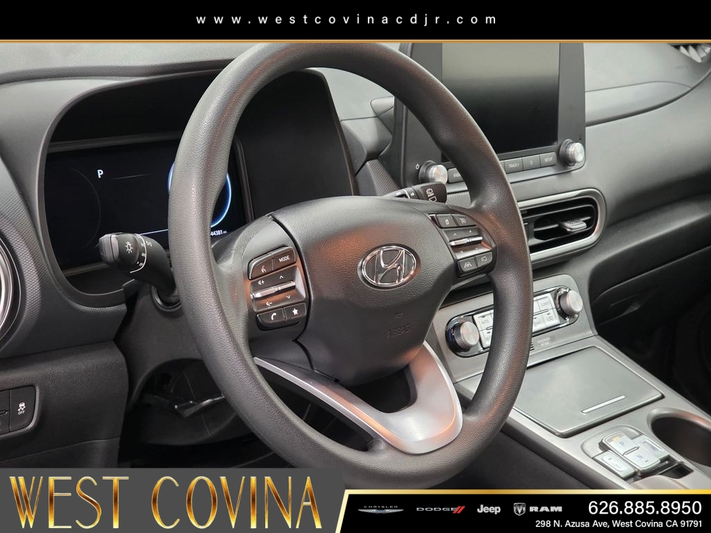 Used 2023 Black Hyundai SE image 21