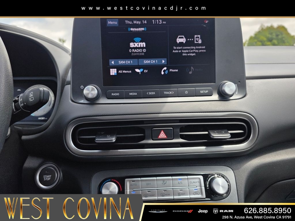 Used 2023 Black Hyundai SE image 25