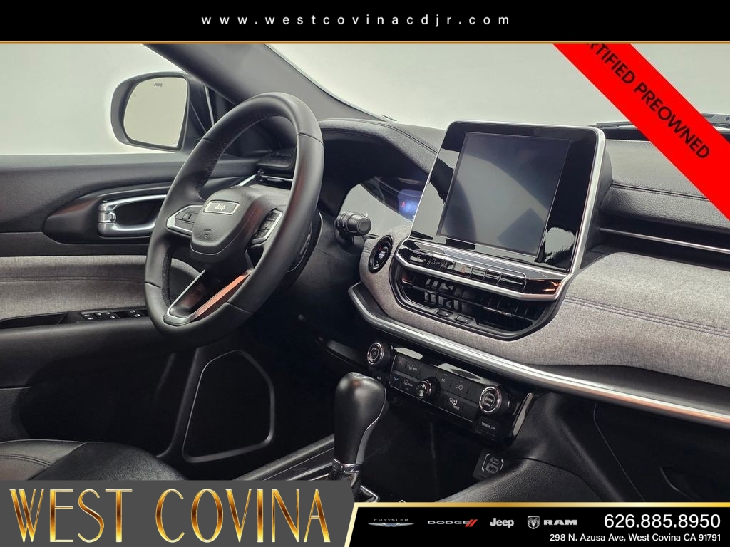 Certified Used 2025 White Jeep Latitude image 10
