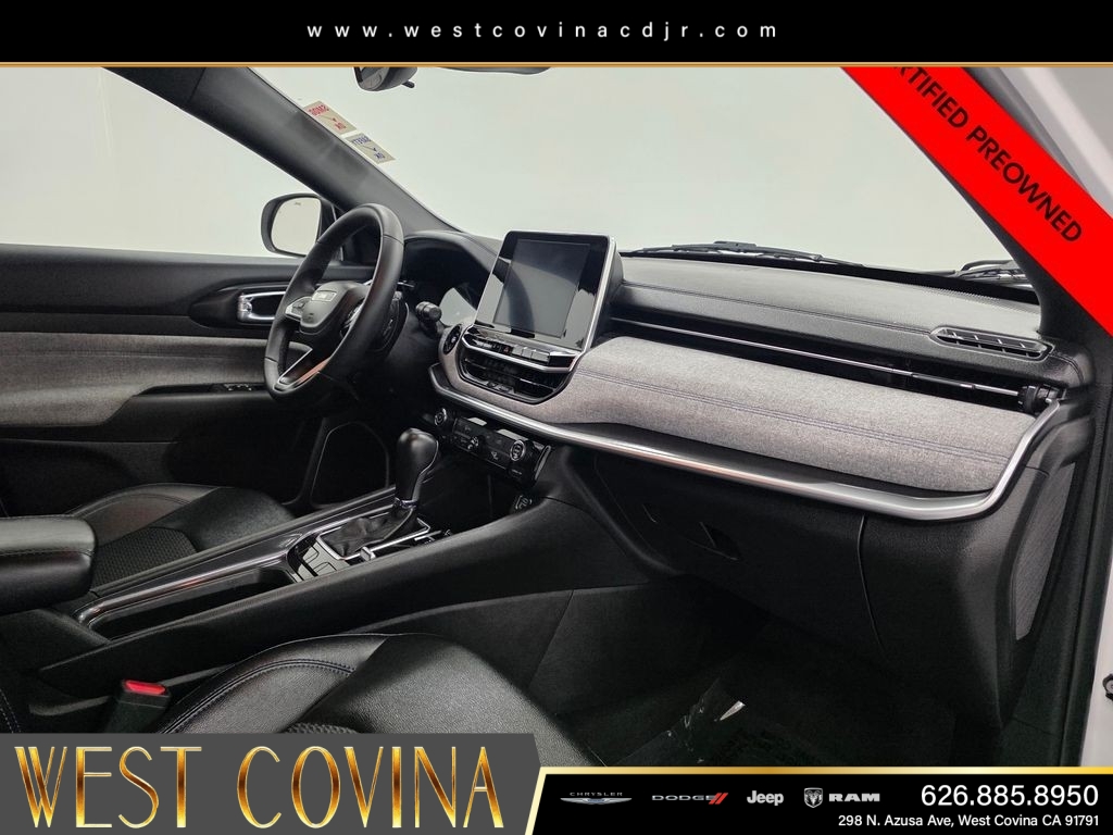 Certified Used 2025 White Jeep Latitude image 11