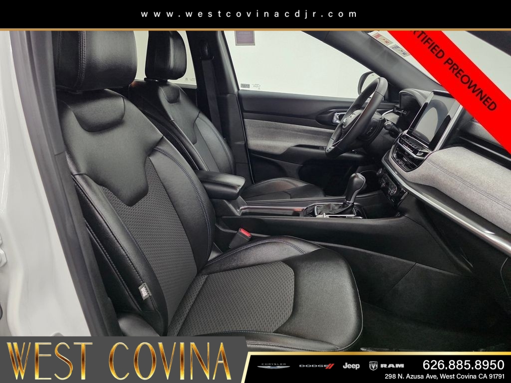 Certified Used 2025 White Jeep Latitude image 12