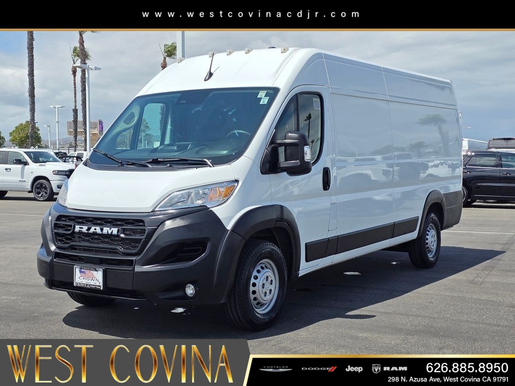 Used 2025 White Ram High Roof image 3