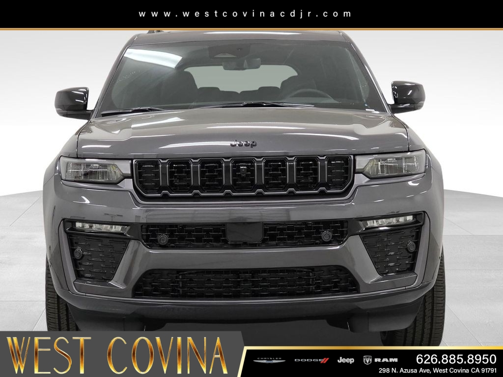 New 2026 Baltic Gray Metallic Clear-Coat Exterior Paint Jeep Limited Reserve image 2