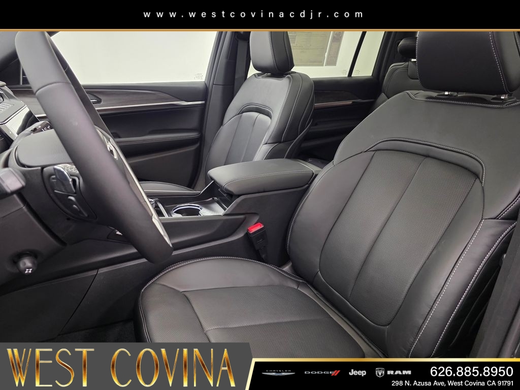 New 2026 Baltic Gray Metallic Clear-Coat Exterior Paint Jeep Limited Reserve image 20