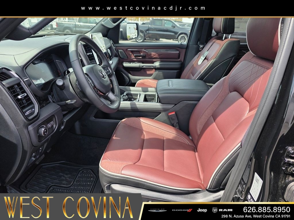 New 2026 Diamond Black Crystal Pearlcoat RAM Limited image 15