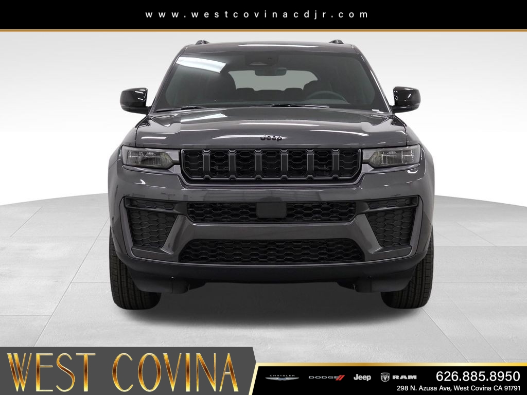 New 2026 Baltic Gray Metallic Clear-Coat Exterior Paint Jeep Laredo image 2