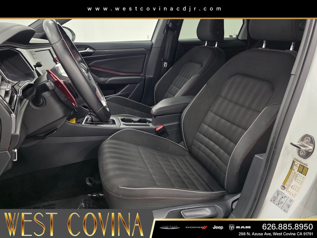 Used 2021  Volkswagen 2.0T S image 18
