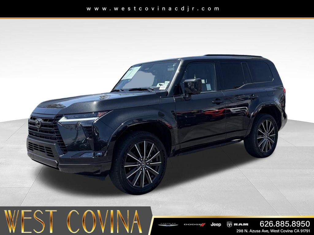 Used 2025 Black Lexus 550 Luxury+ image 5