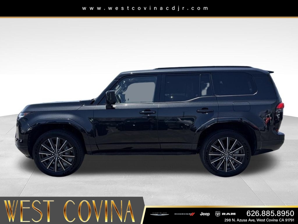 Used 2025 Black Lexus 550 Luxury+ image 6
