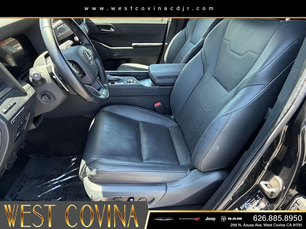 Used 2025 Black Lexus 550 Luxury+ image 21