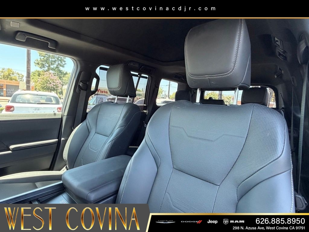 Used 2025 Black Lexus 550 Luxury+ image 23