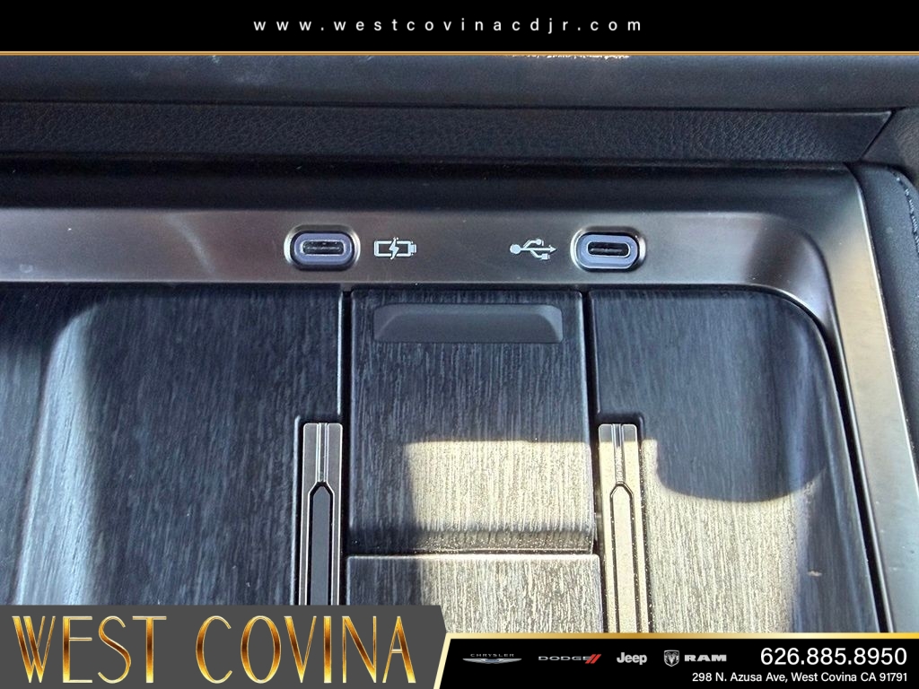 Used 2025 Black Lexus 550 Luxury+ image 33