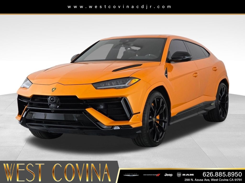 Used 2024  Lamborghini S image 3