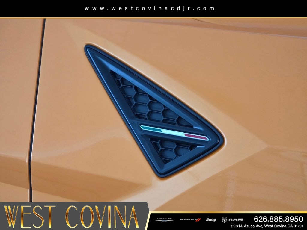 Used 2024  Lamborghini S image 12