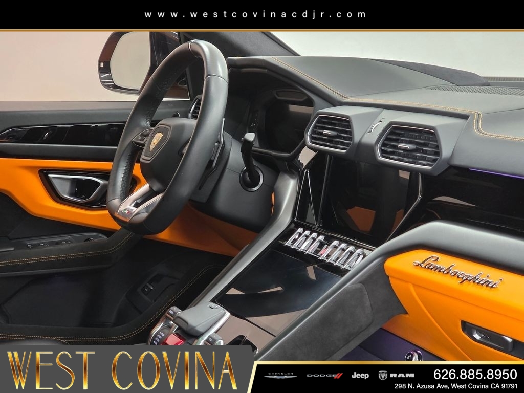 Used 2024  Lamborghini S image 20