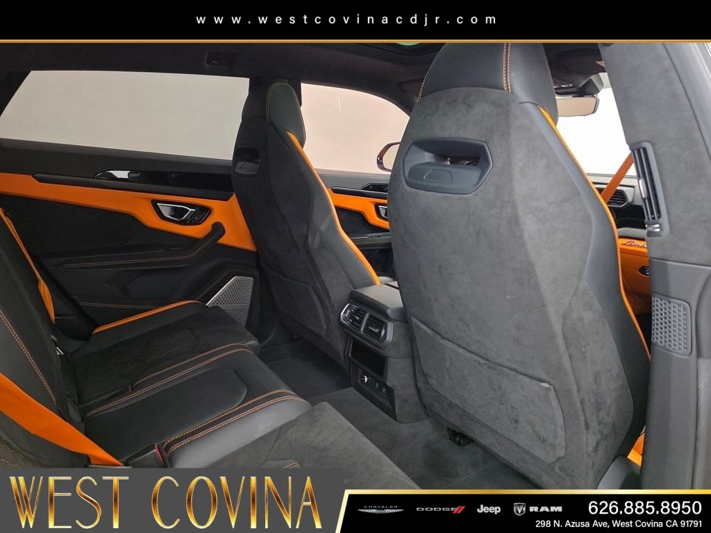 Used 2024  Lamborghini S image 26