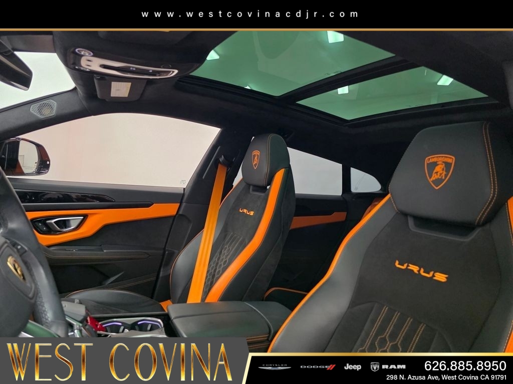 Used 2024  Lamborghini S image 36