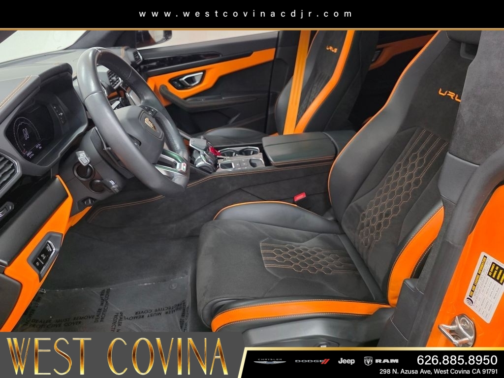 Used 2024  Lamborghini S image 38