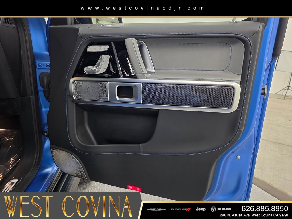 Used 2025  Mercedes-Benz G 580 image 11