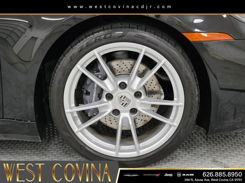 Used 2024  Porsche Carrera image 17