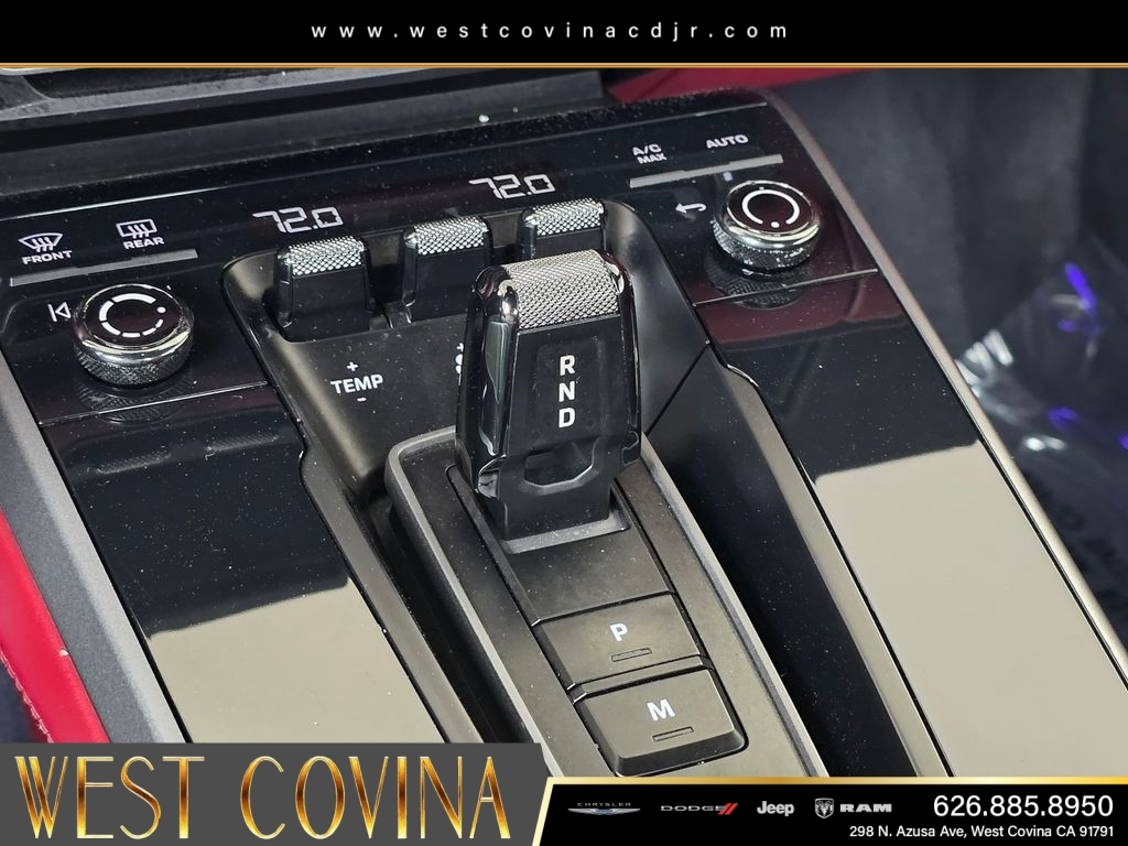 Used 2024  Porsche Carrera image 36