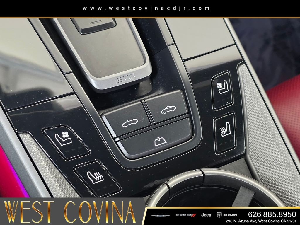 Used 2024  Porsche Carrera image 37