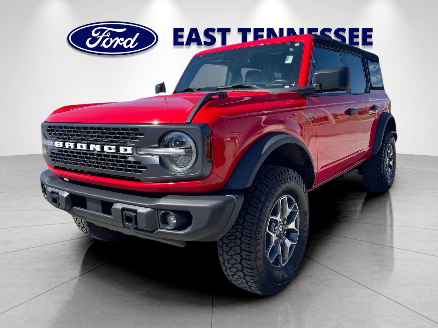 Used 2023 Red Ford Badlands image 7