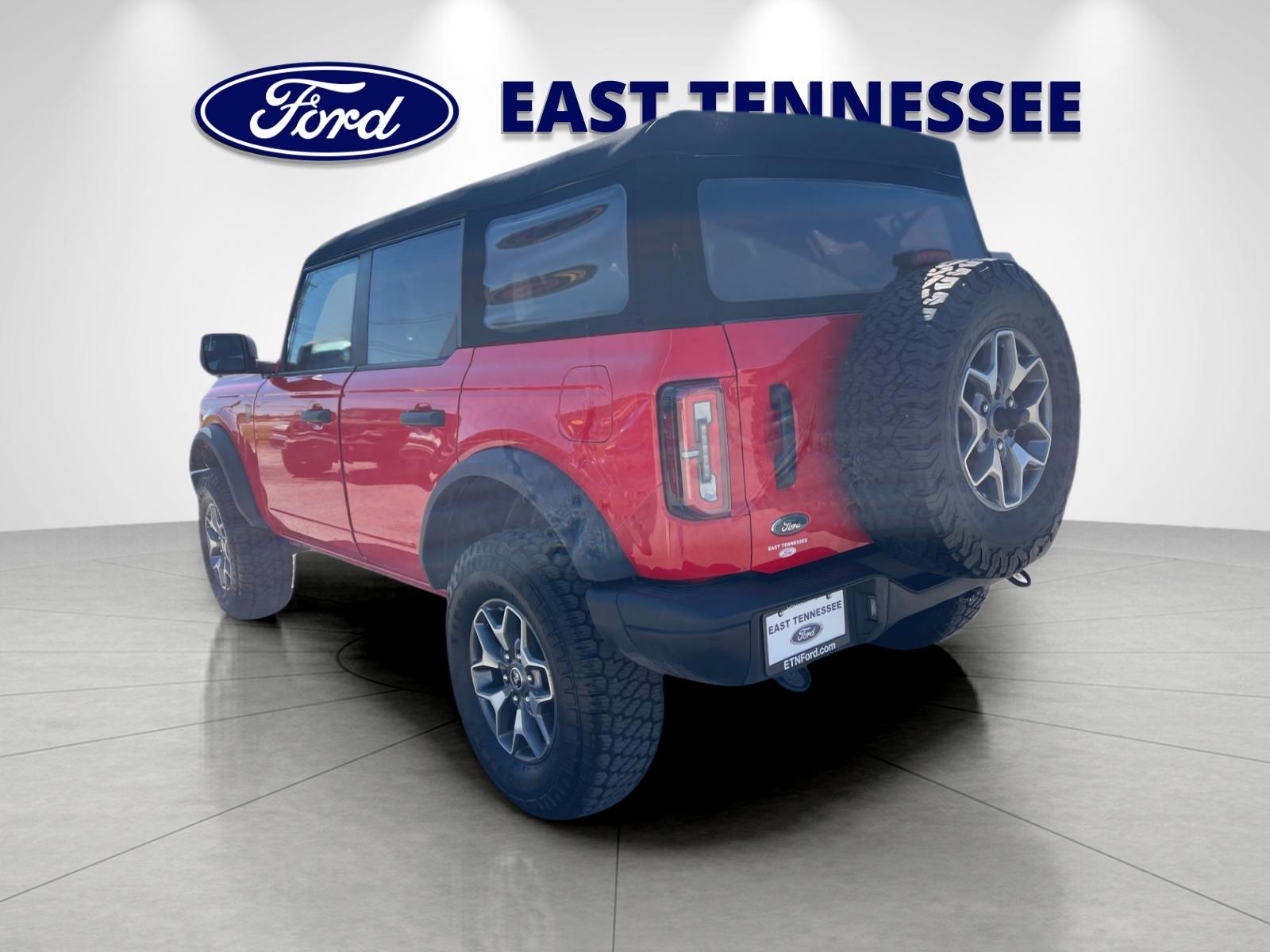 Used 2023 Red Ford Badlands image 5