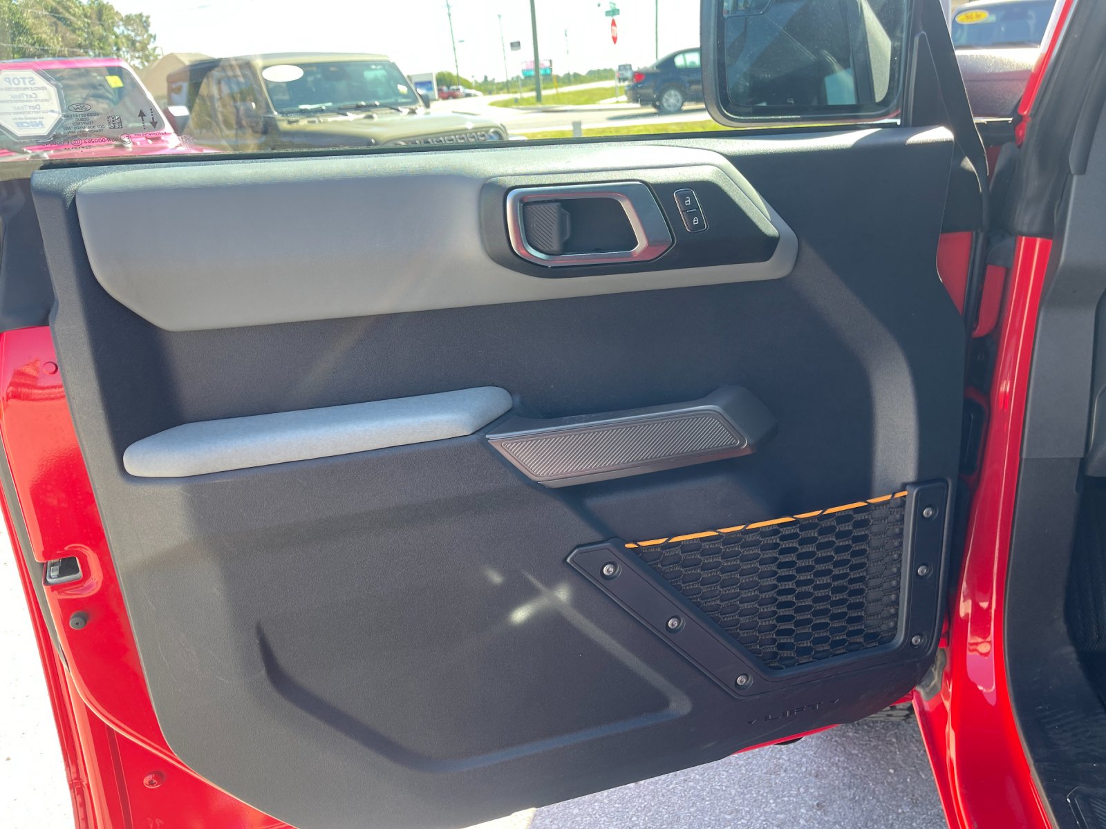Used 2023 Red Ford Badlands image 12