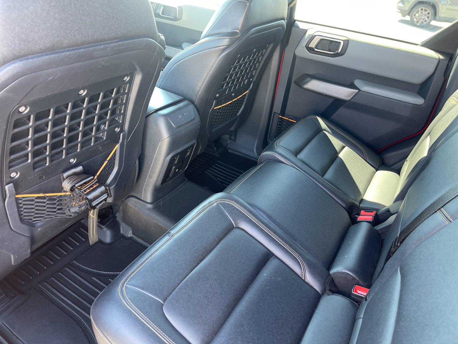 Used 2023 Red Ford Badlands image 14