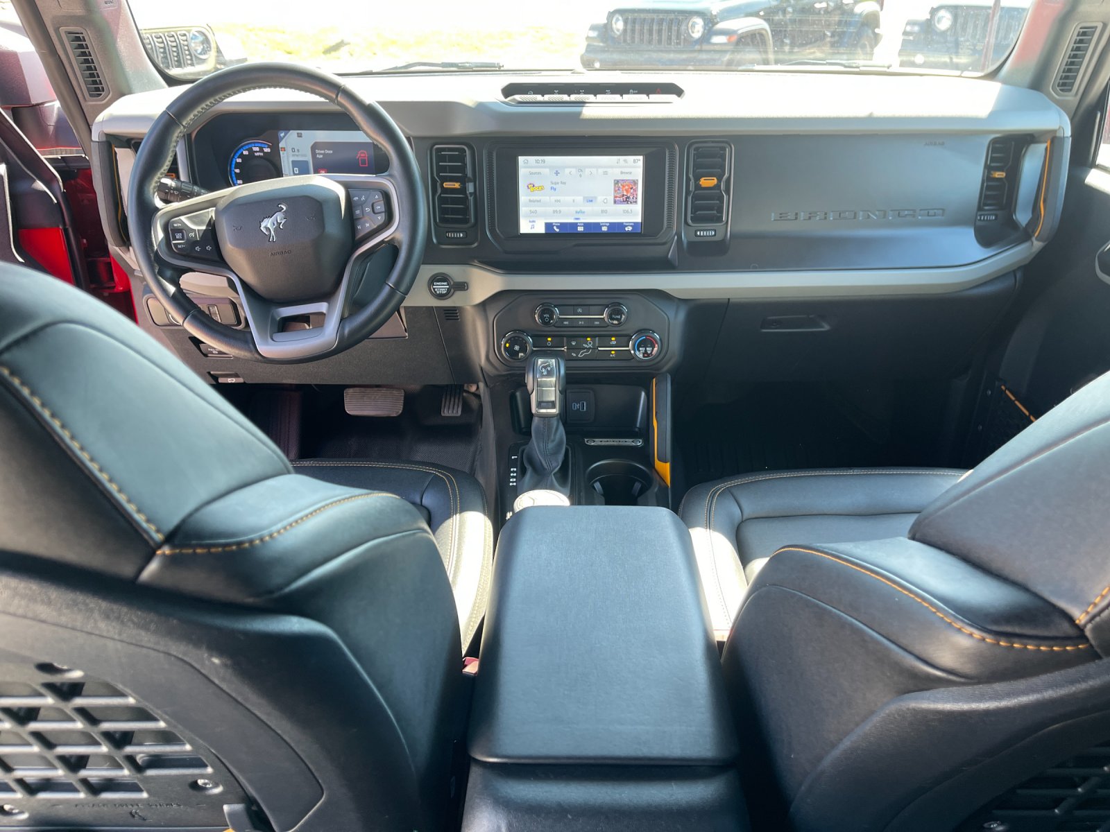 Used 2023 Red Ford Badlands image 16