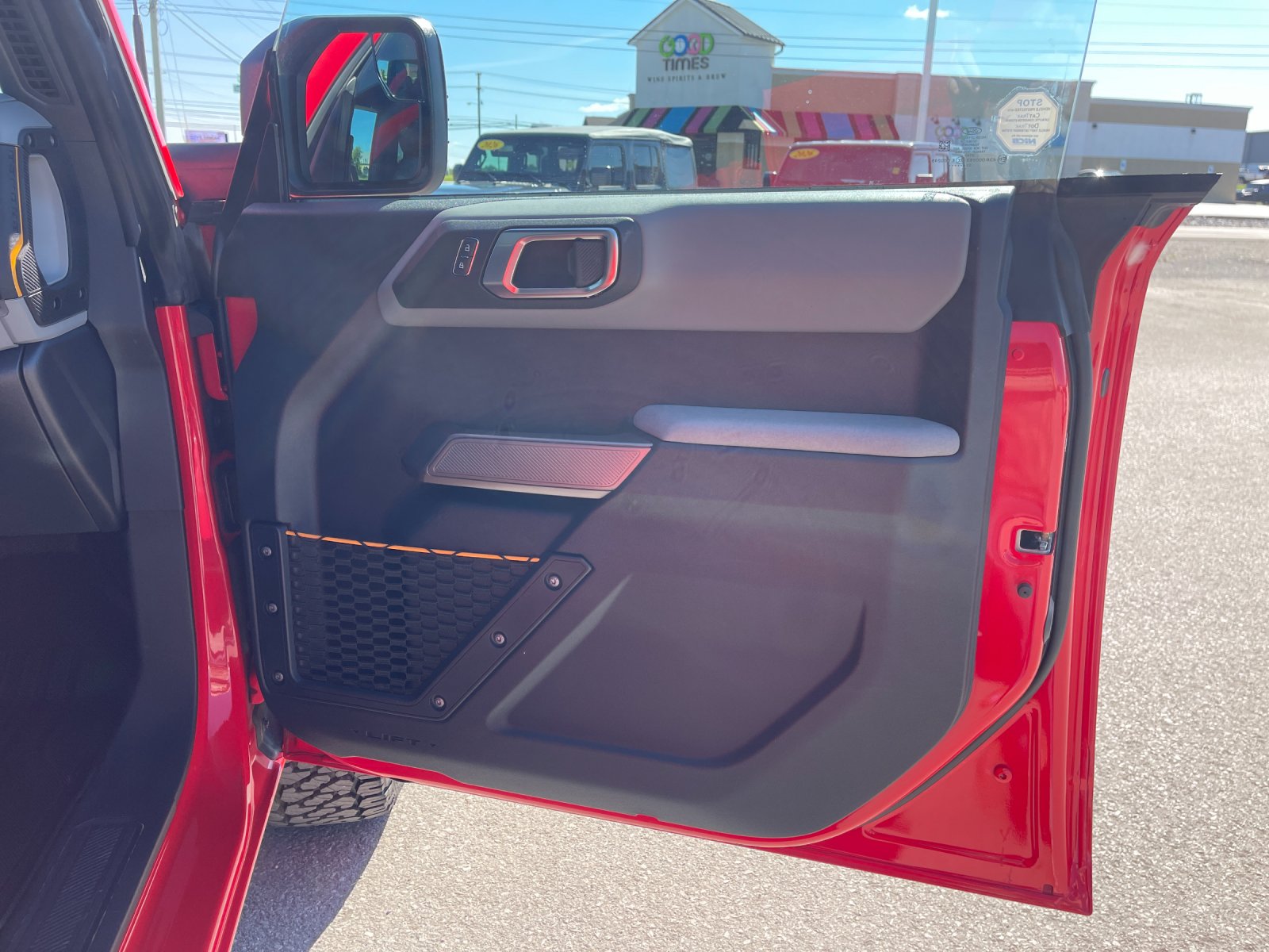 Used 2023 Red Ford Badlands image 22
