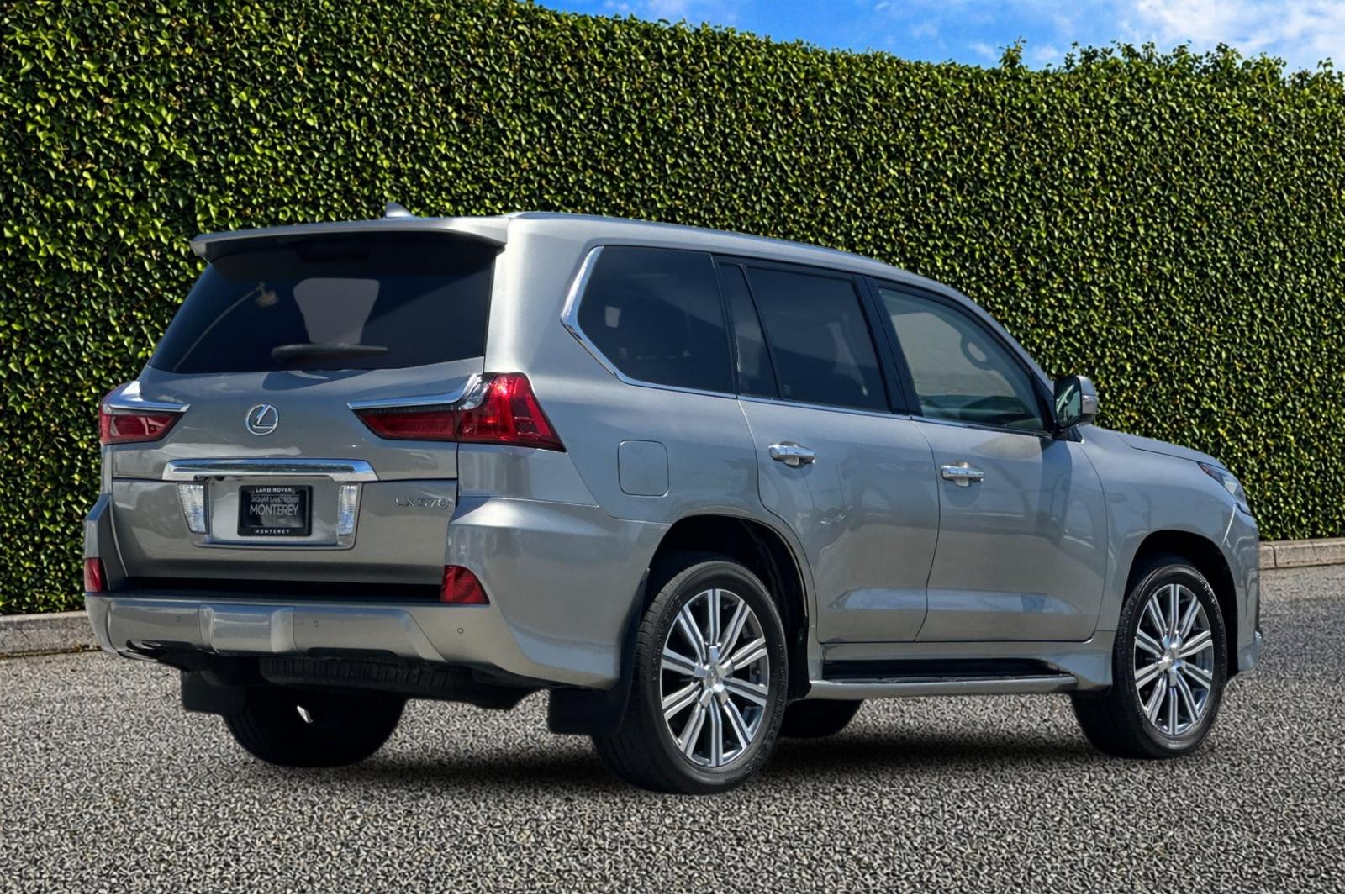 Used 2016 Silver Lexus 570 image 4