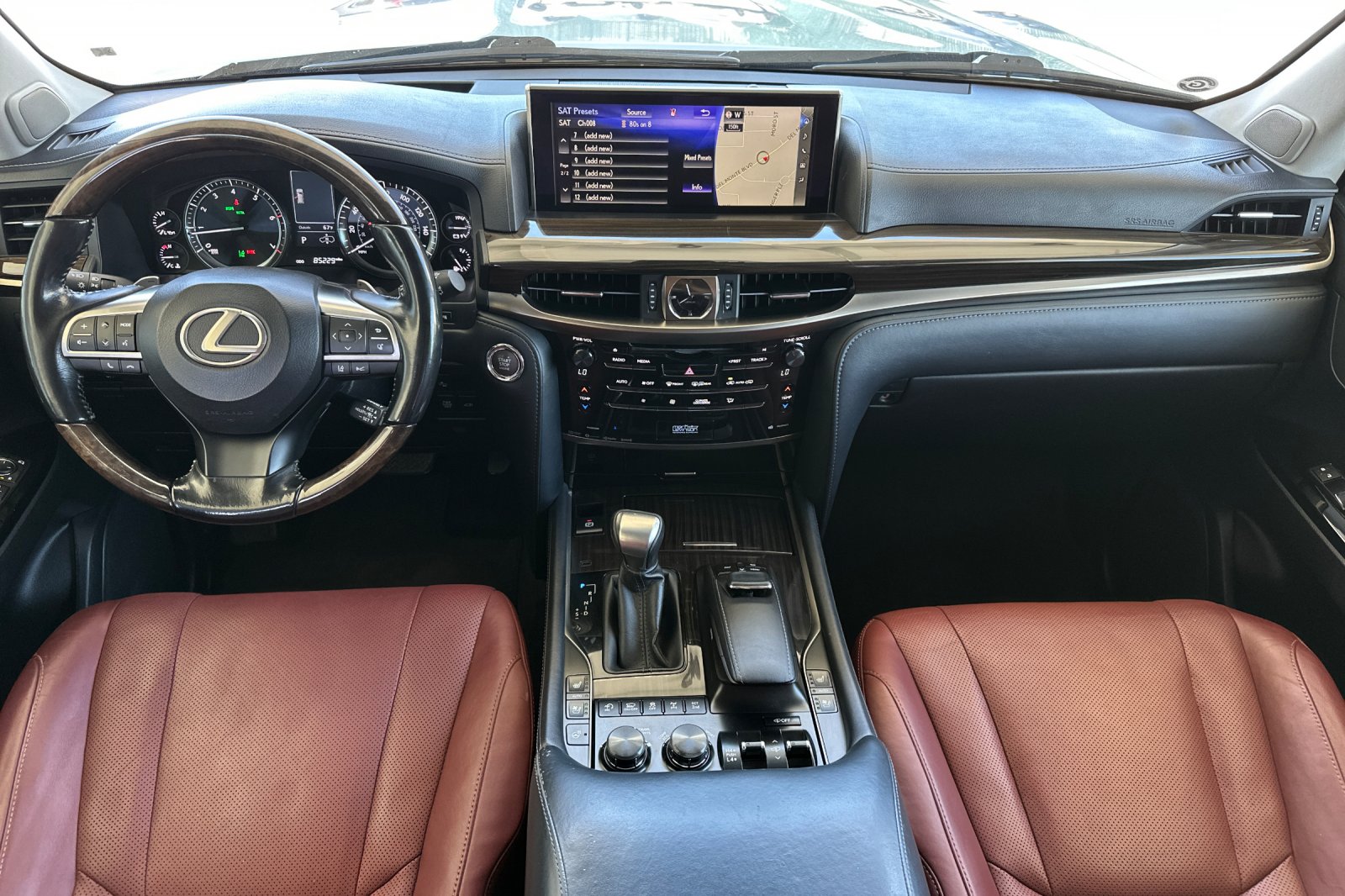 Used 2016 Silver Lexus 570 image 16