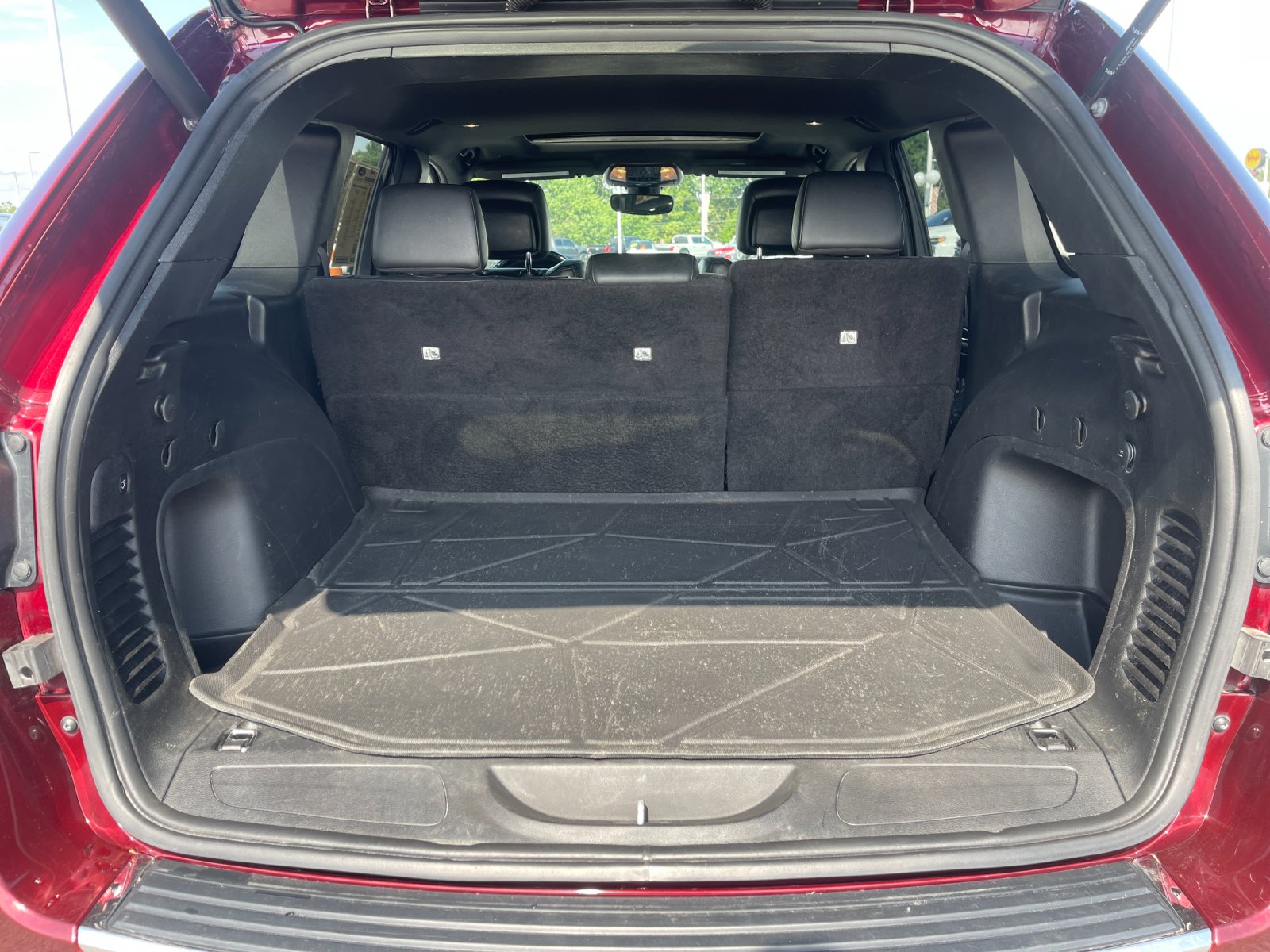 Used 2021 Red Jeep Limited image 17