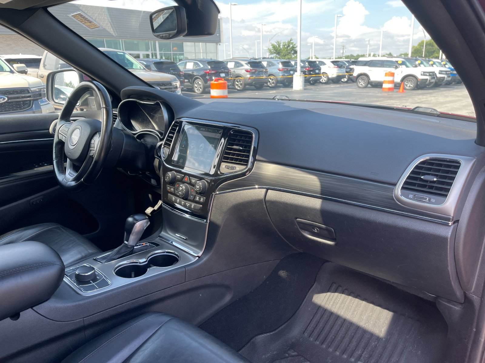 Used 2021 Red Jeep Limited image 18