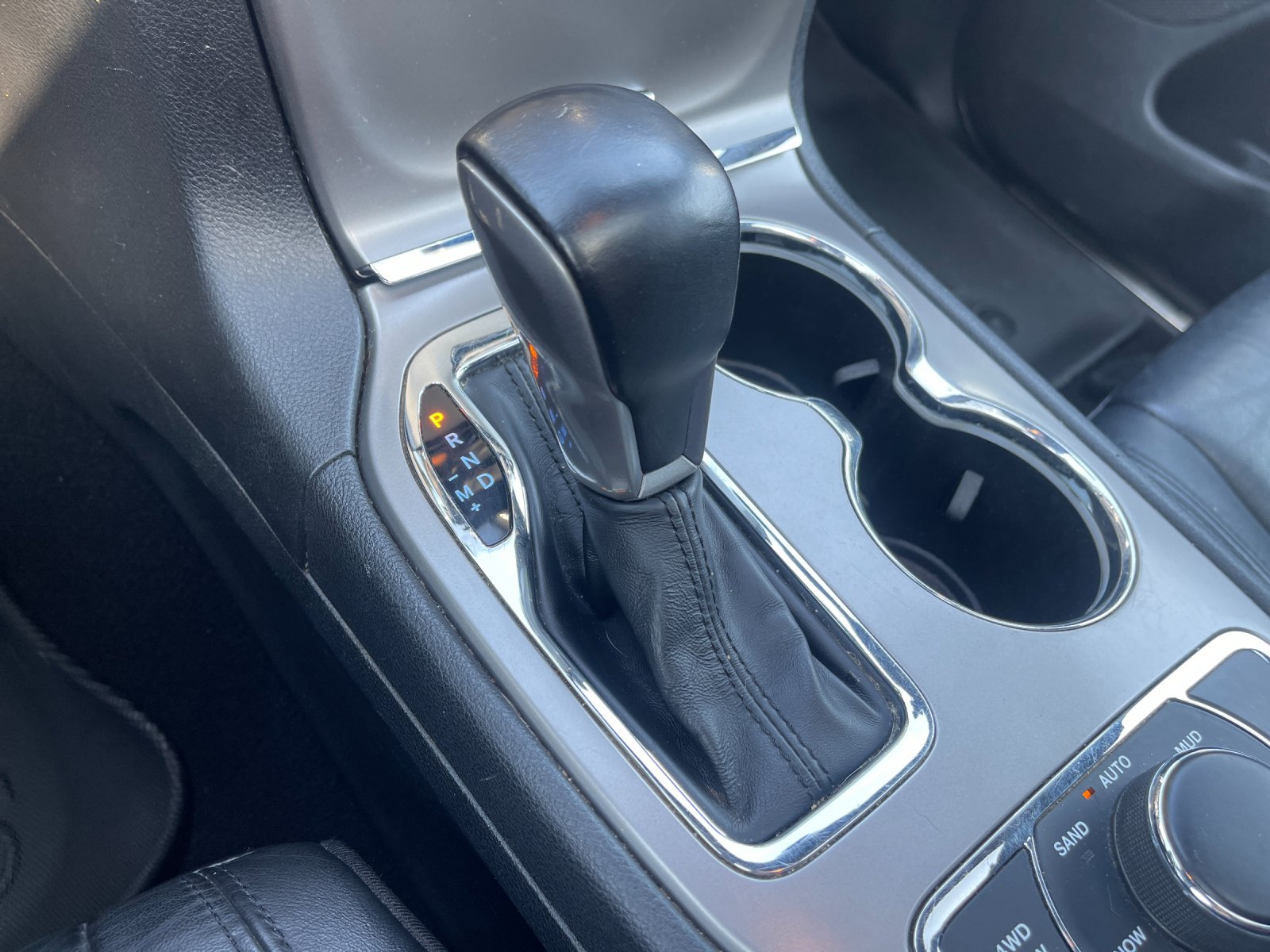 Used 2021 Red Jeep Limited image 25