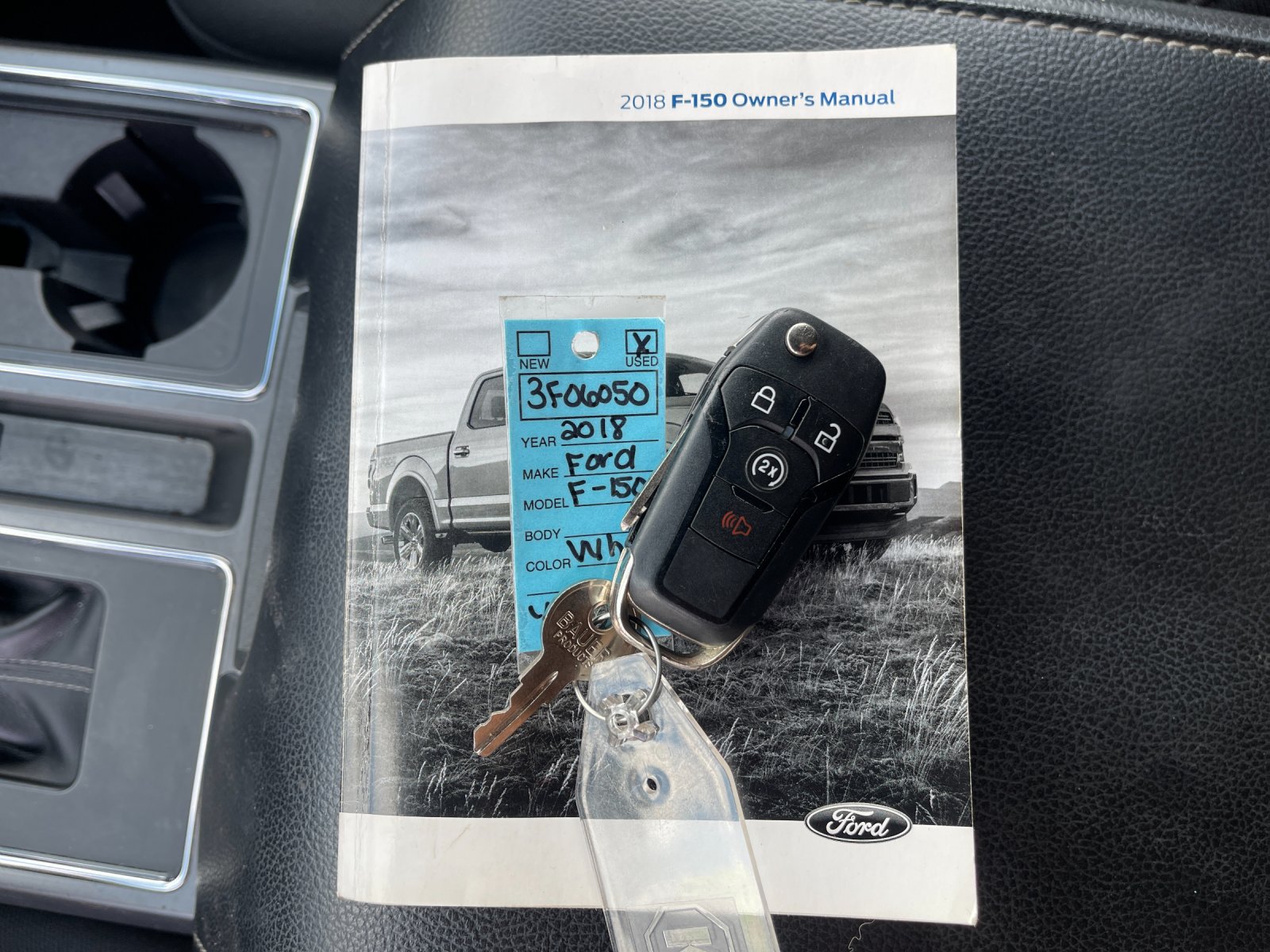 Used 2018 White Ford XLT image 10