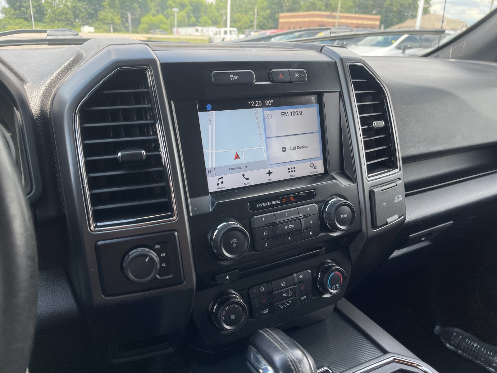 Used 2018 White Ford XLT image 19