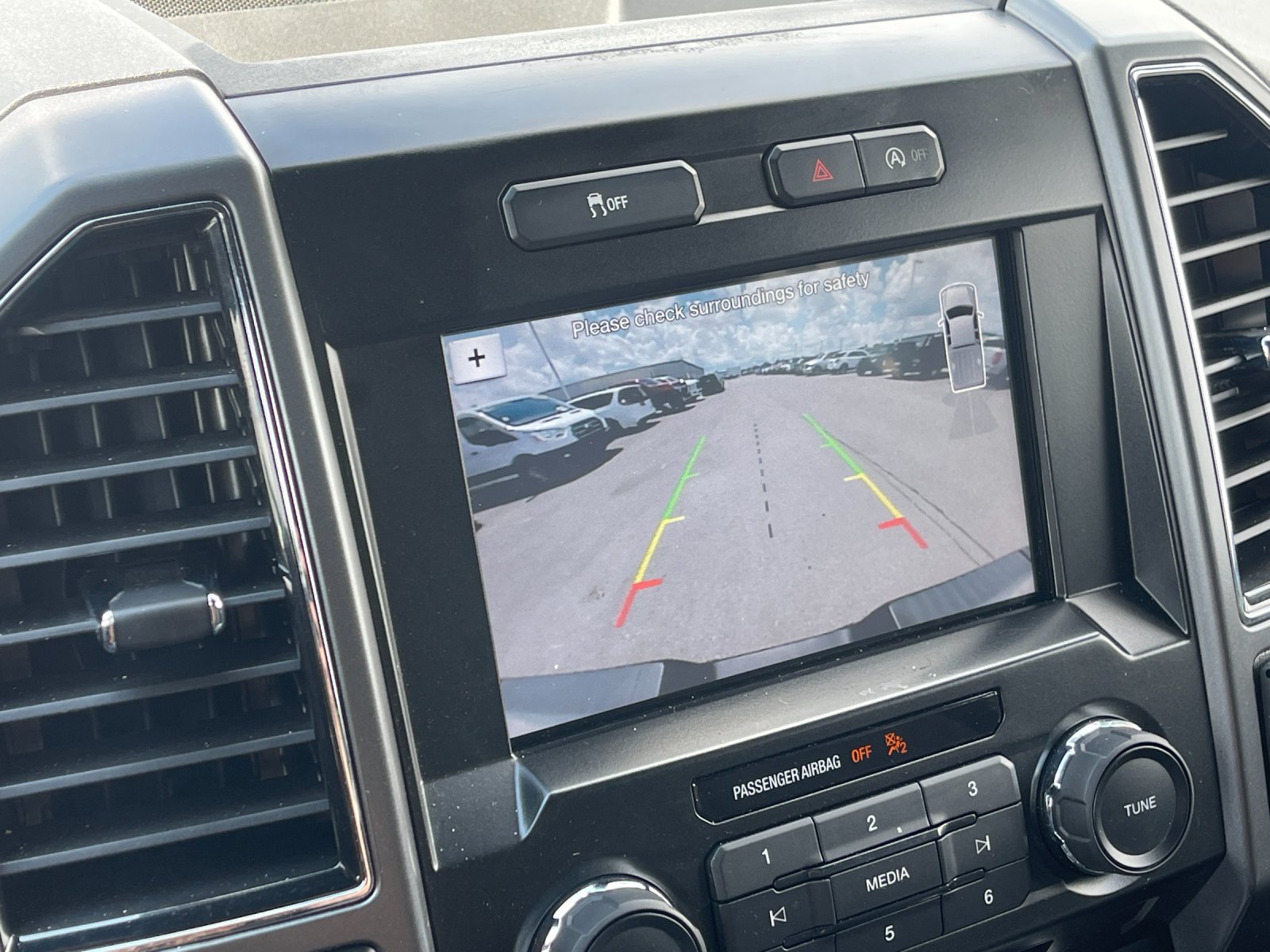 Used 2018 White Ford XLT image 21