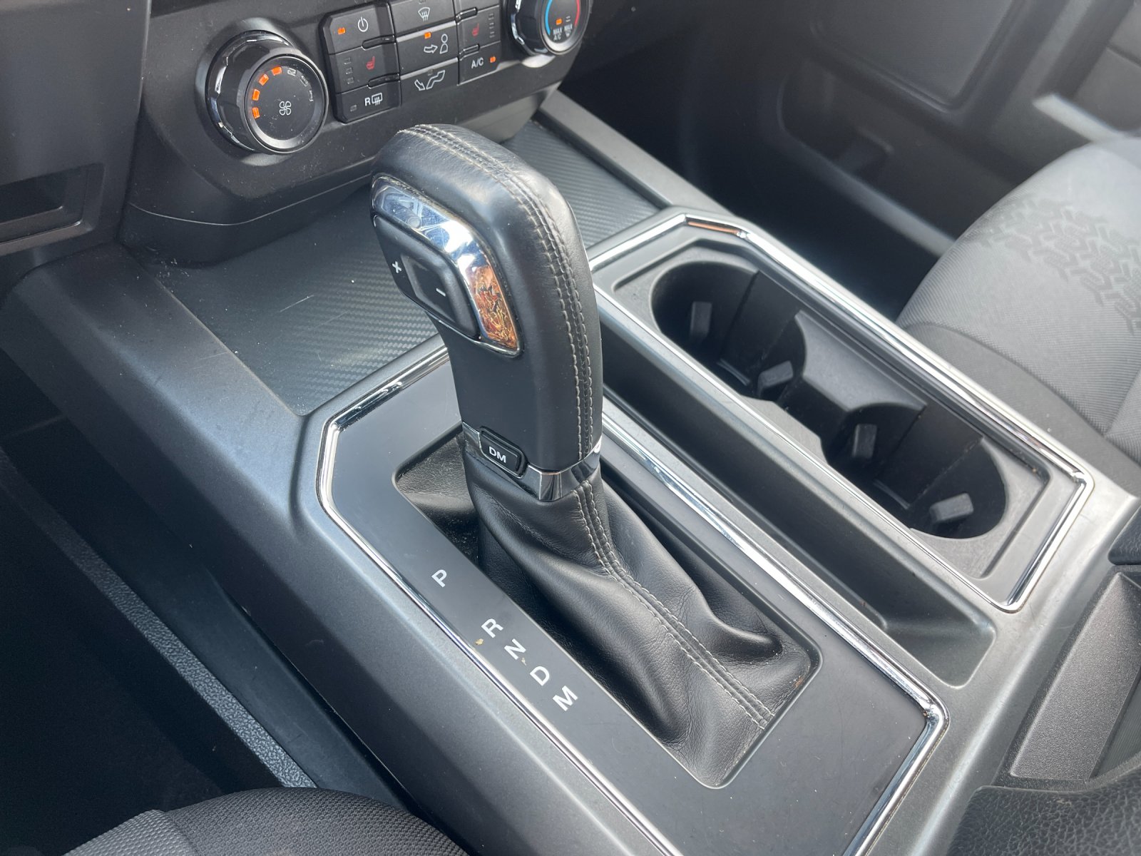 Used 2018 White Ford XLT image 23